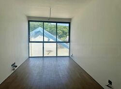 Greenleaf Road (D10), Semi-Detached #480527841
